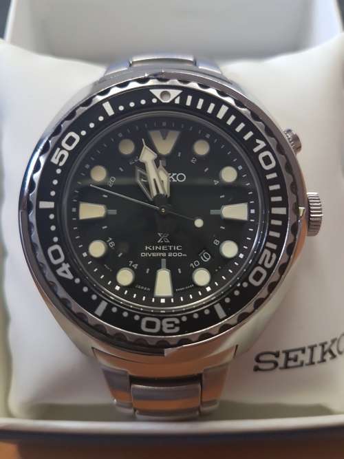 SEIKO Kinetic Cal. 5m85 GMT Divers Watch - SUN019P1